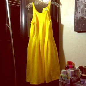 Yellow dress 💛